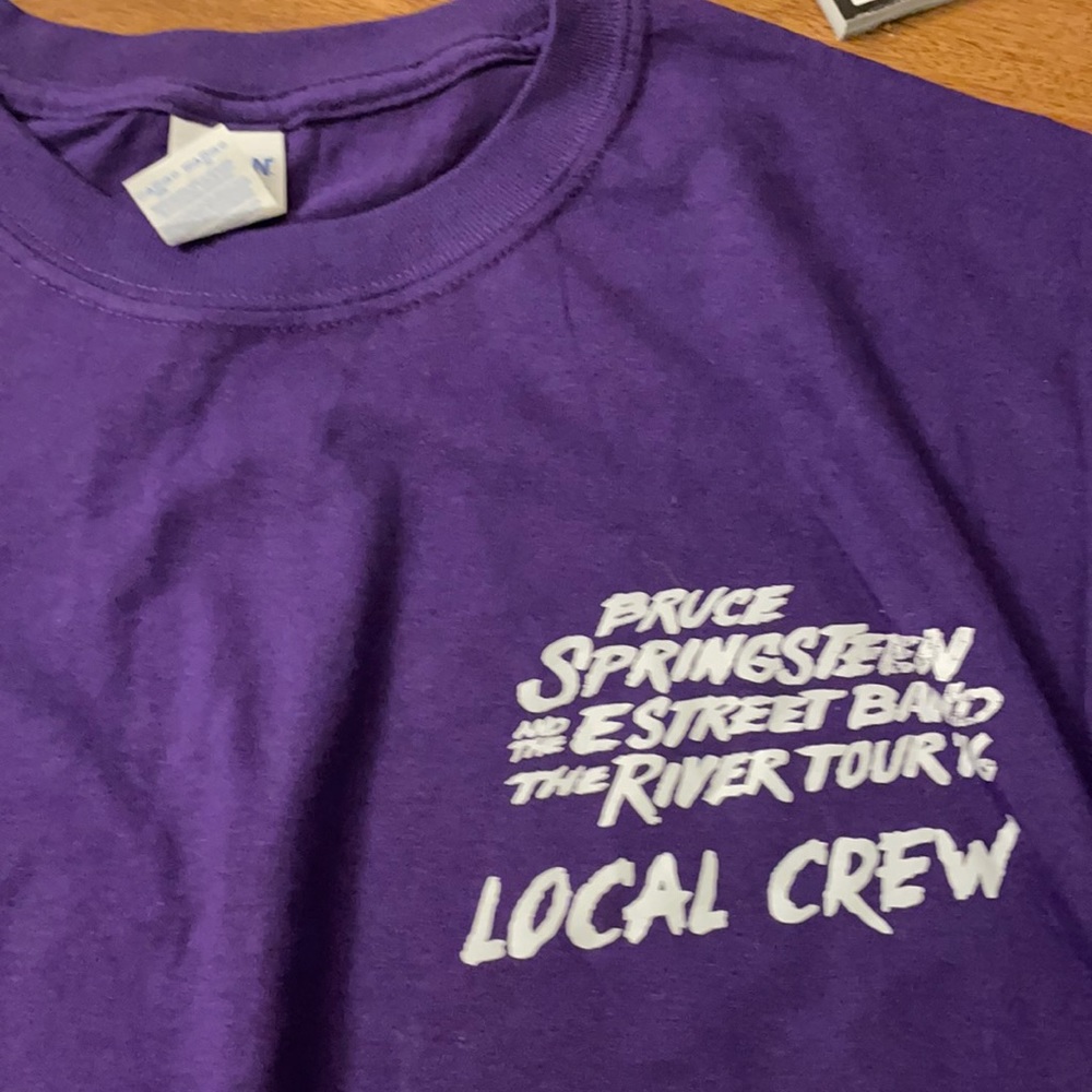 COPY - Bruce Springsteen estreet band river tour 16 local crew Large purple A107